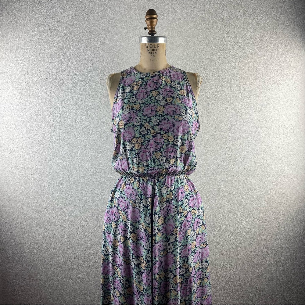 Vintage l 90s S Cottagecore Ditsy Floral Roses Sleeveless Tank Rayon Midi Dress